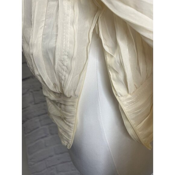 Line and Dot Blouse Cream Colored Long Sleeve Ladies Size MED - Picture 4 of 7